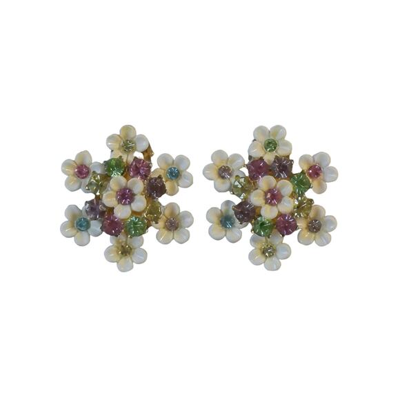 1950s Coro White Plastic Pastel Rhinestones Flower Floral Cluster Clip Earrings - Picture 1 of 4